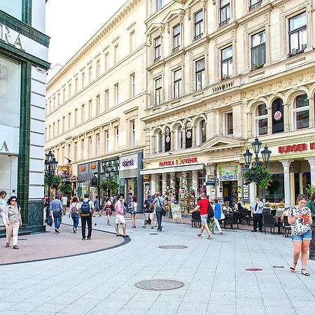 Apartment The Fashion Street