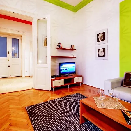 Apartment The Fashion Street
